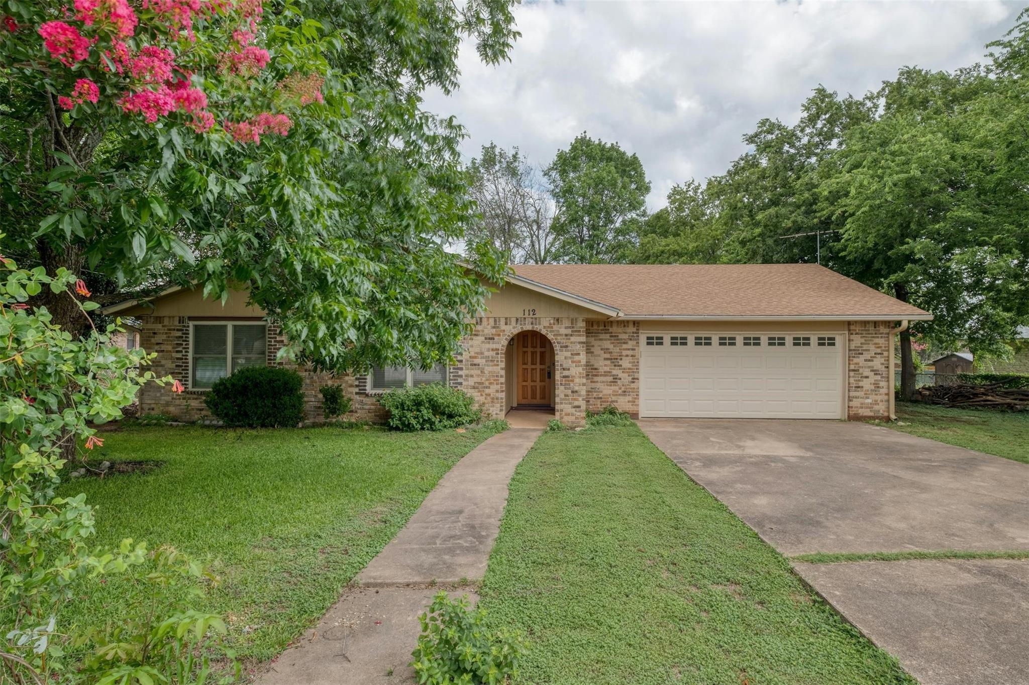 View Georgetown, TX 78628 house