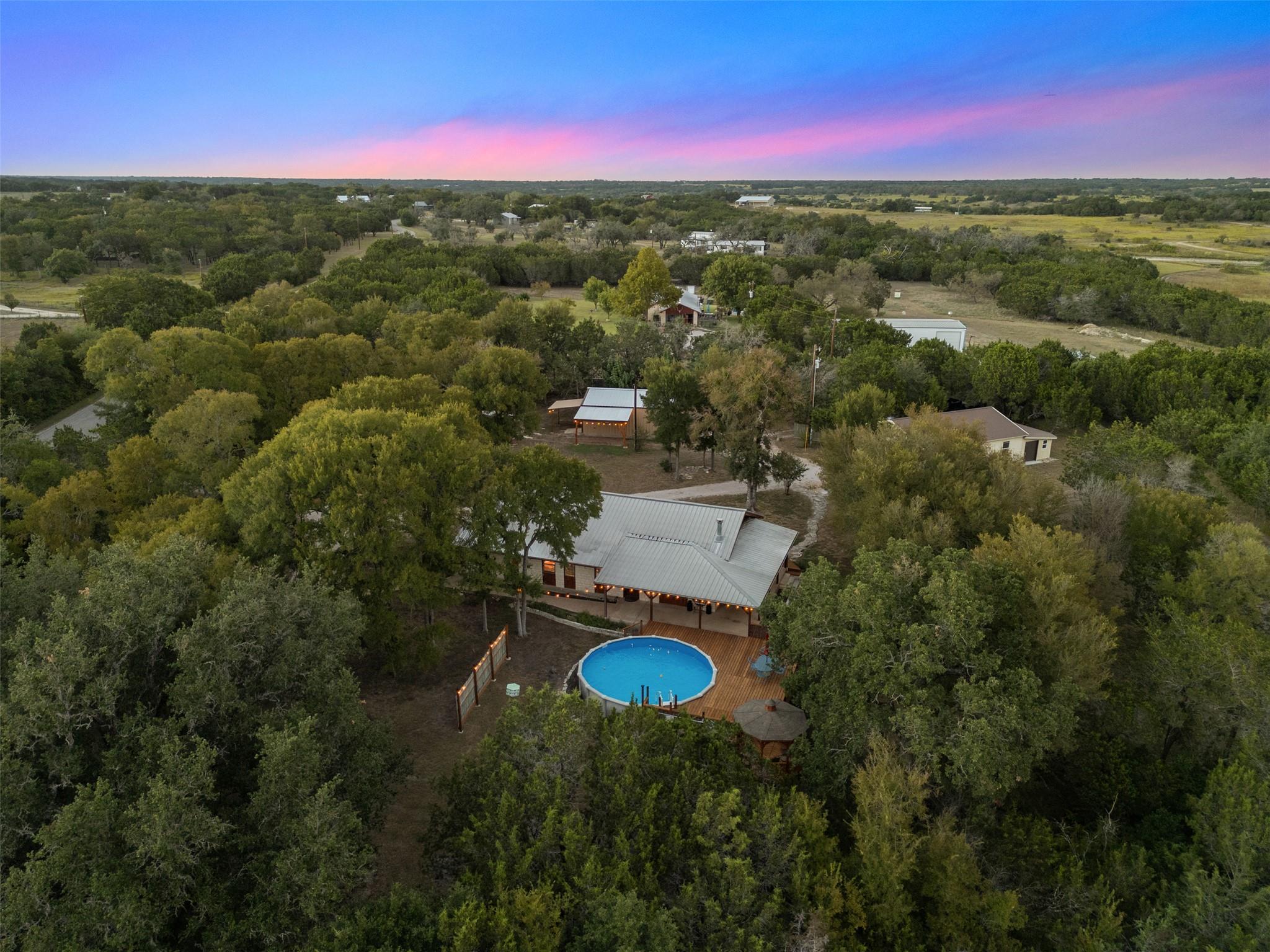 507 County Road 200D