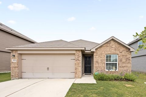 Photo of 18720 Speculator LN, Elgin, TX 78621 (MLS # 2234229)
