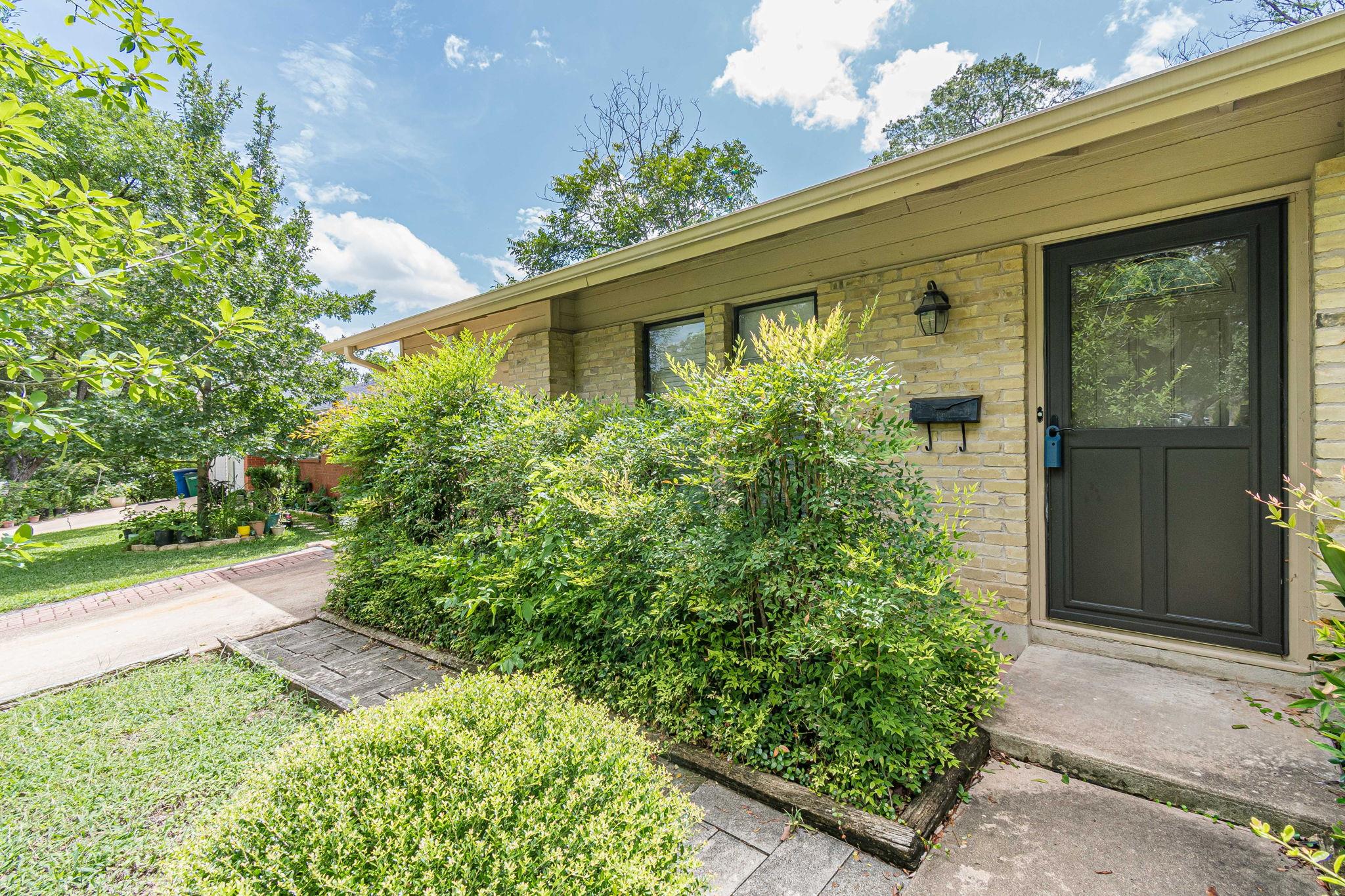 8415 Shenandoah DR