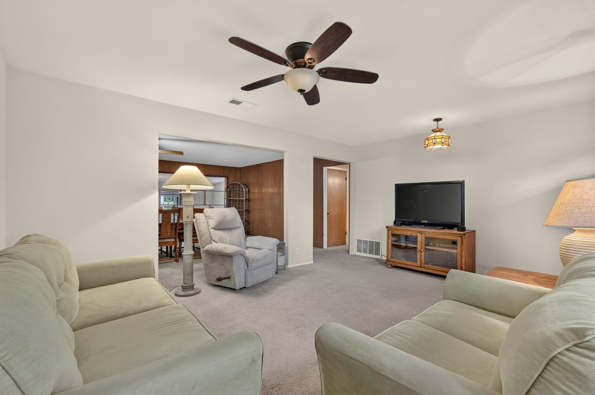 8415 Shenandoah DR