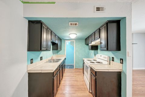 Tiny photo for 2124 Burton DR #136, Austin, TX 78741 (MLS # 7069098)