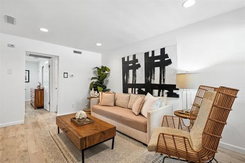 Tiny photo for 807 Blanco ST #301, Austin, TX 78703 (MLS # 7840067)