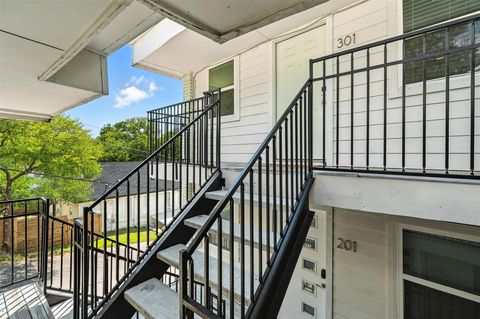 Photo of 807 Blanco ST #301, Austin, TX 78703 (MLS # 7840067)
