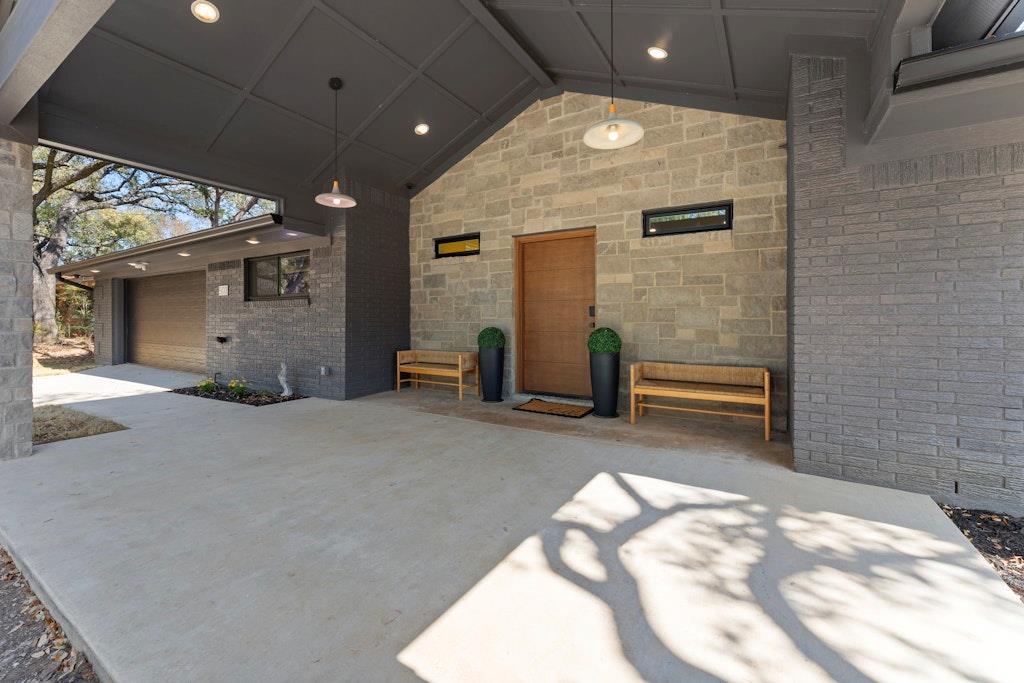 503 Arrowhead Point RD