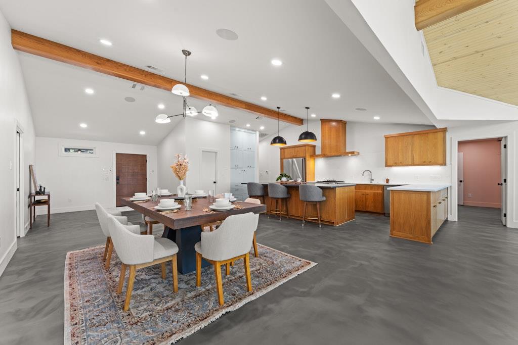 503 Arrowhead Point RD