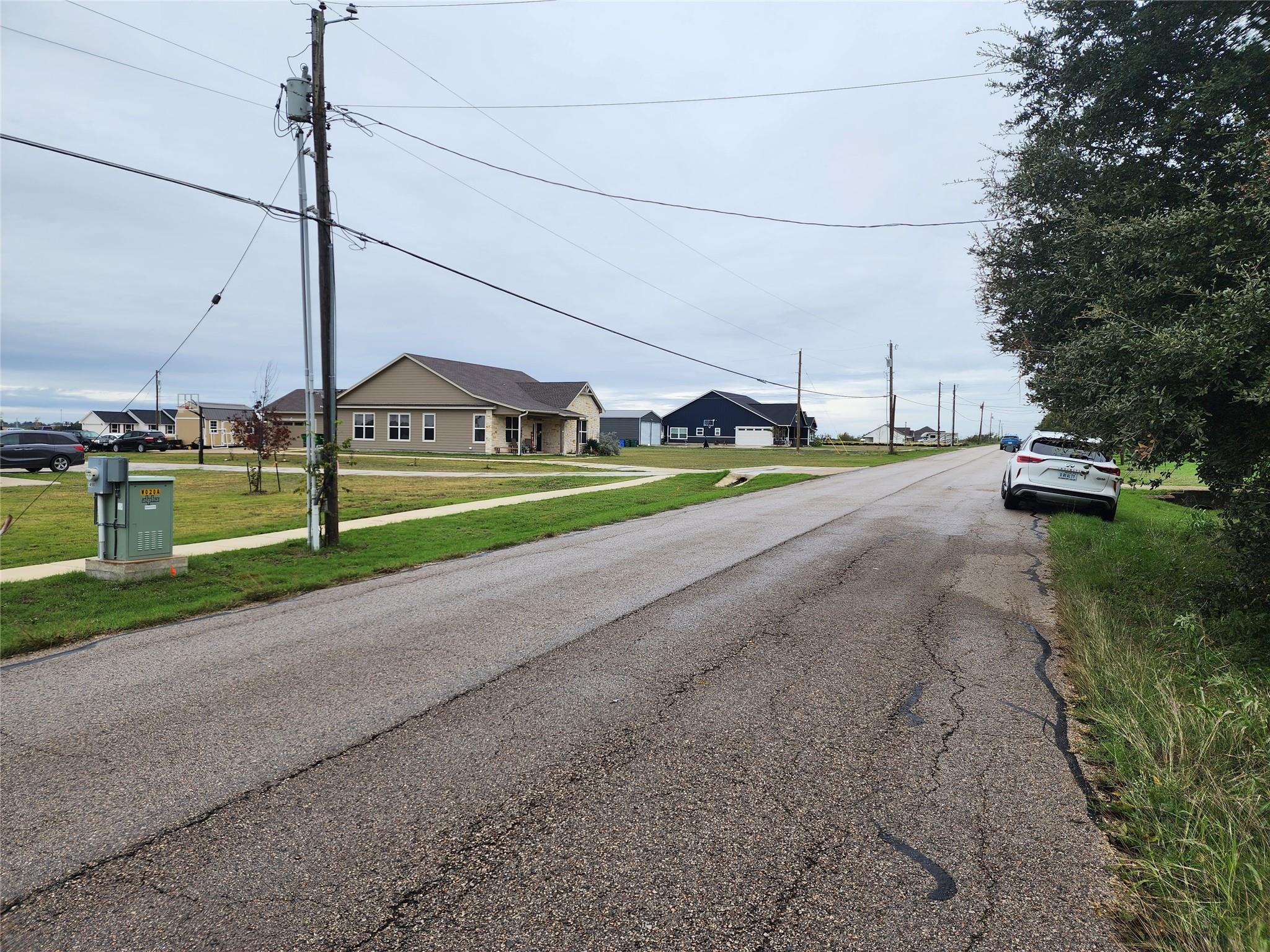 1407 Old Thorndale RD