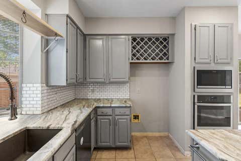 Tiny photo for 6215 John Chisum LN, Austin, TX 78749 (MLS # 2806024)