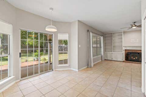 Tiny photo for 6215 John Chisum LN, Austin, TX 78749 (MLS # 2806024)