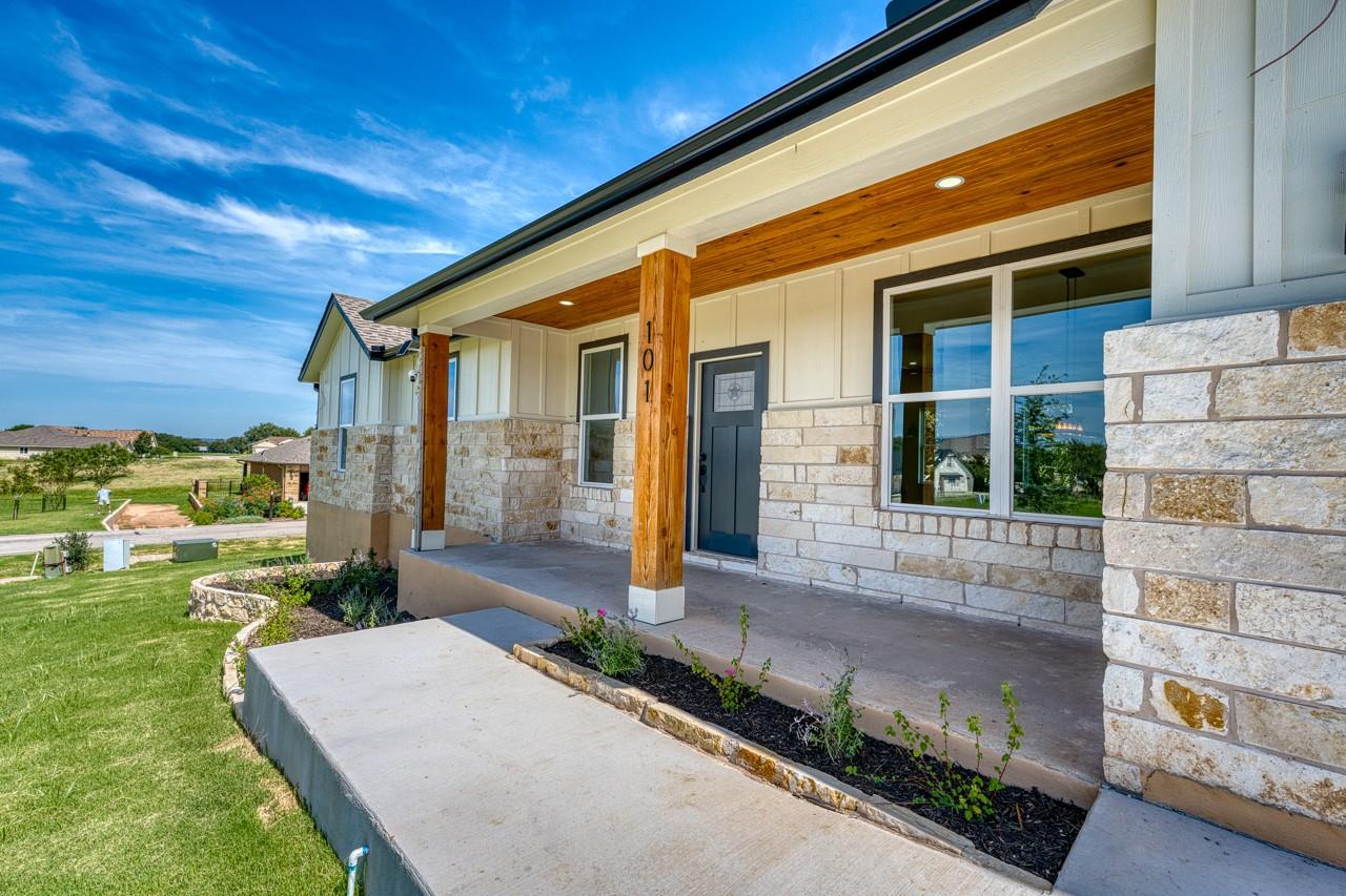 101 Olympia Hills CT