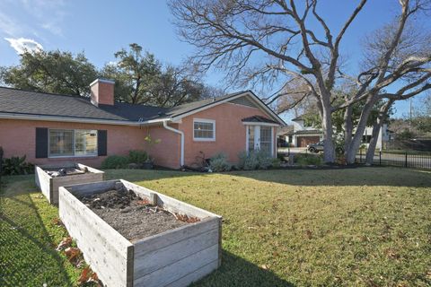 Tiny photo for 5807 Fairlane DR, Austin, TX 78757 (MLS # 4113821)