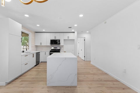 Tiny photo for 5804 Whitebrook DR, Austin, TX 78724 (MLS # 8906371)