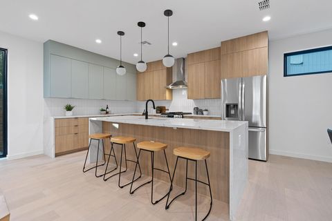 Tiny photo for 2704 Canterbury ST #A, Austin, TX 78702 (MLS # 3861099)