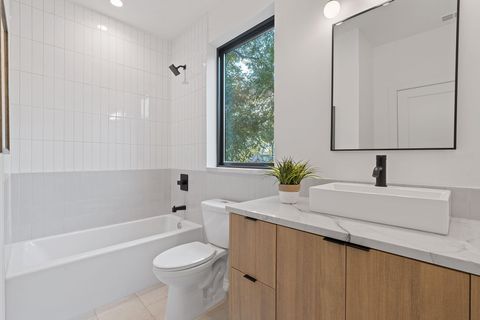 Tiny photo for 2704 Canterbury ST #A, Austin, TX 78702 (MLS # 3861099)