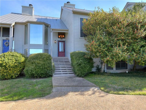 Photo of 120 World Of Tennis SQ, Lakeway, TX 78738 (MLS # 5445031)