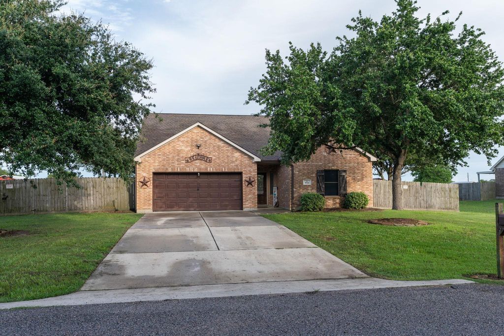 Photo of 5942 Wild Flower RD, Sealy, TX 77474 (MLS # 4530898)