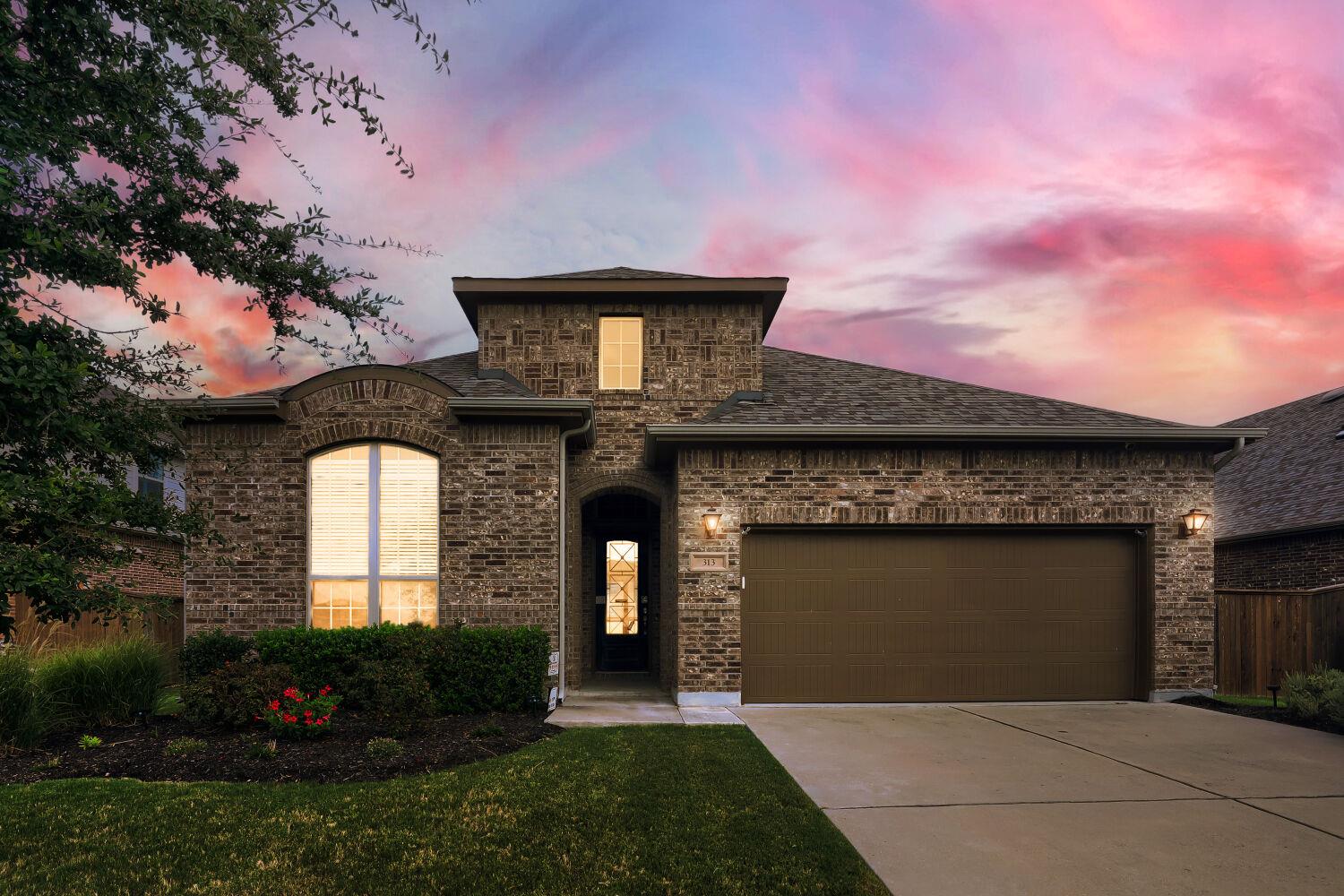 313 Pendent DR