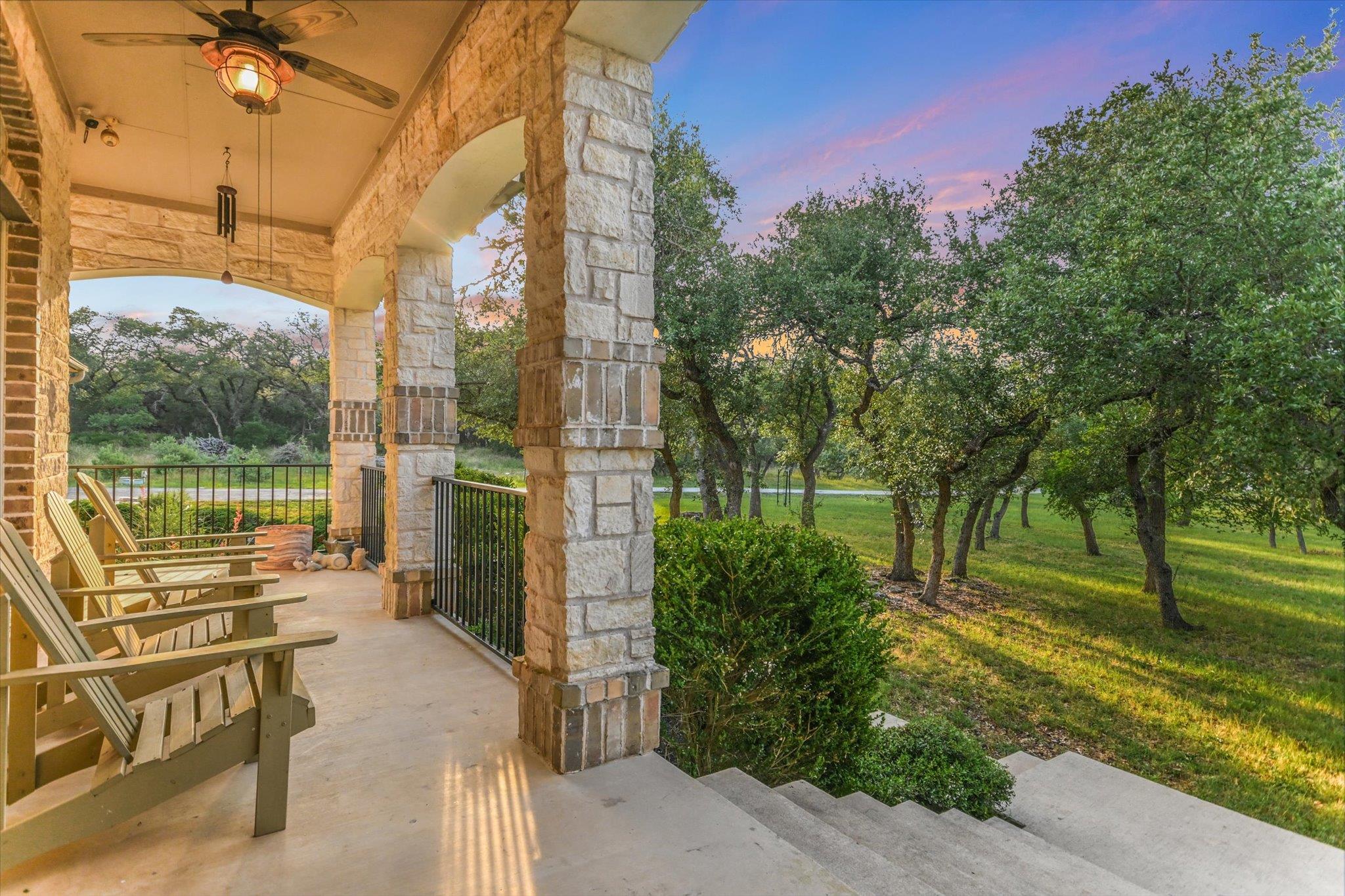438 TRAIL RIDGE RD