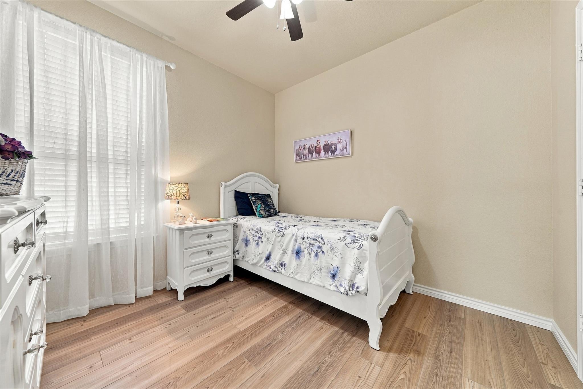 2411 Waizel WAY