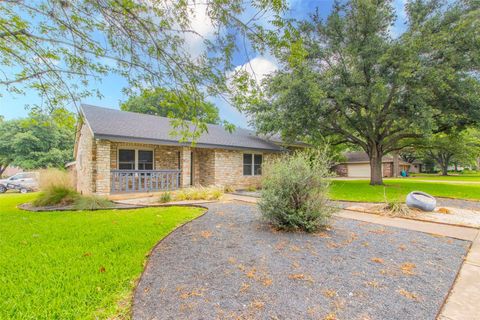 Photo of 2400 Braemar CV, Austin, TX 78747 (MLS # 5665551)