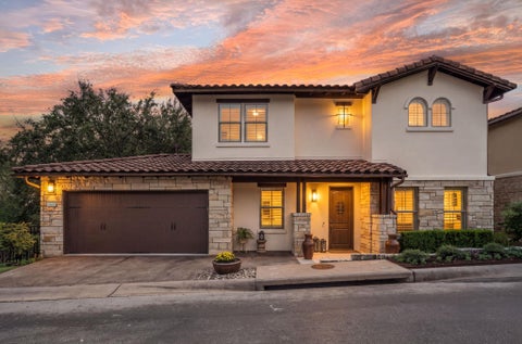 Photo of 15109 Falconhead Grove LOOP, Austin, TX 78738 (MLS # 4120377)