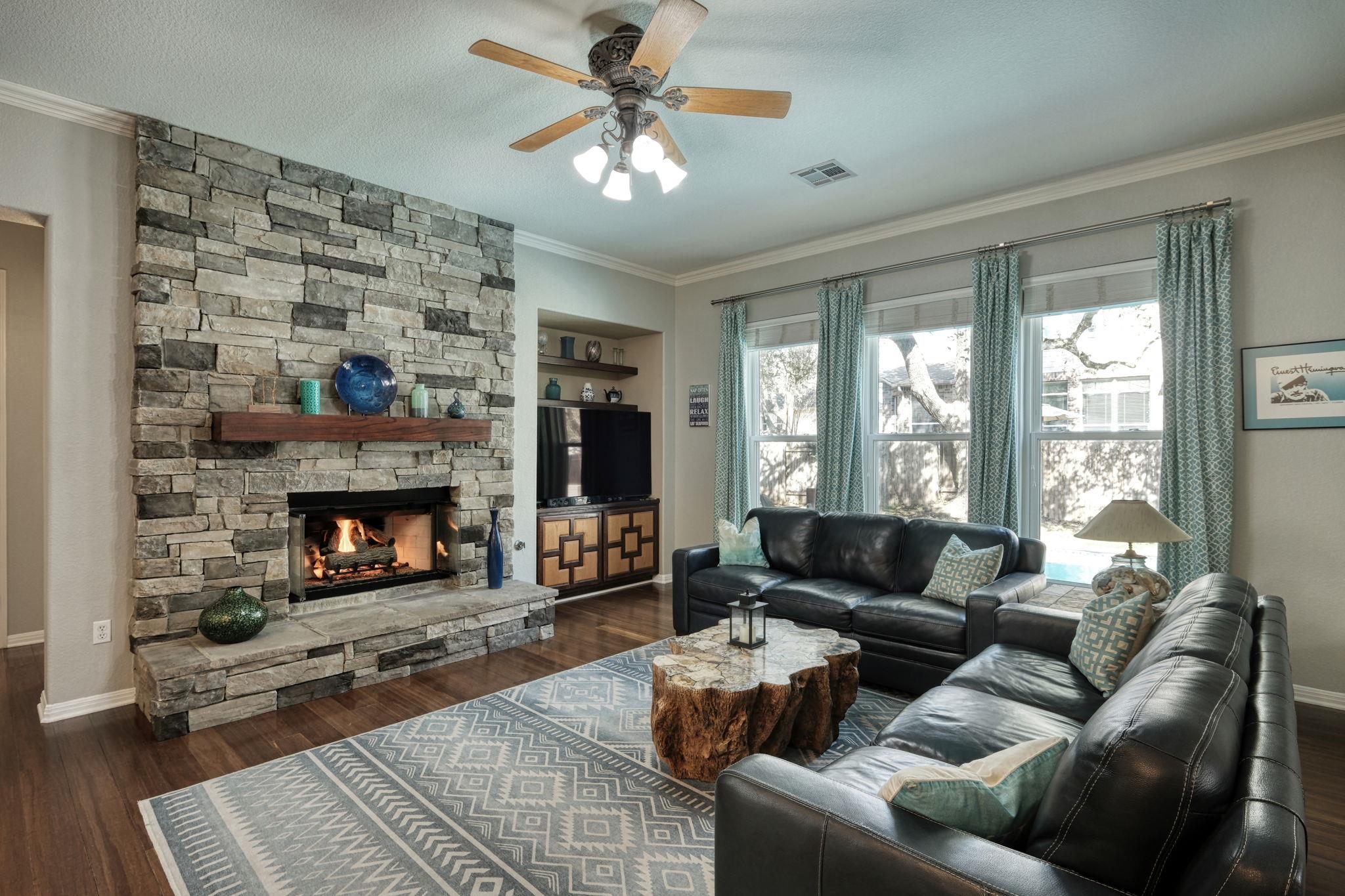 1904 Indian Blanket DR