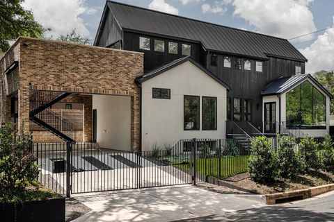 Photo of 1501 Rockmoor Ave, Austin, TX 78703 (MLS # 4960384)