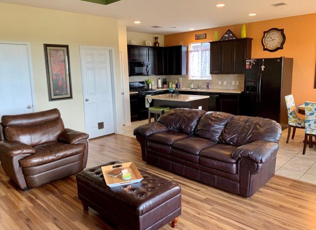 276 Nandina DR