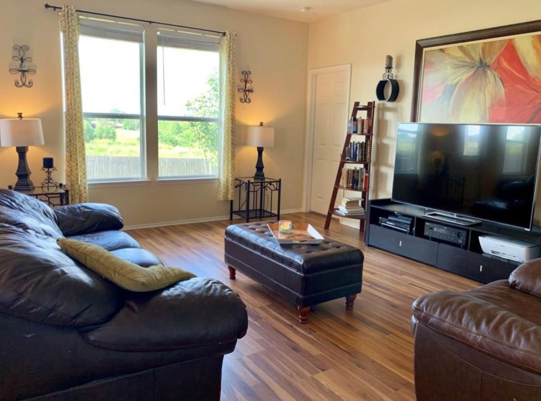 276 Nandina DR