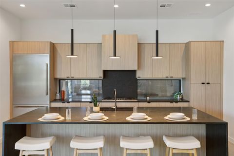 Tiny photo for 2512 Ridgeview ST, Austin, TX 78704 (MLS # 3840697)