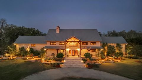 1000 River Trace DR Columbus TX 78934