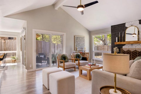 Photo of 1115 Echo LN, Austin, TX 78745 (MLS # 3896892)