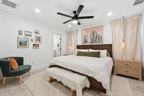 Tiny photo for 1406 Camelot CIR #1, Austin, TX 78745 (MLS # 2426892)