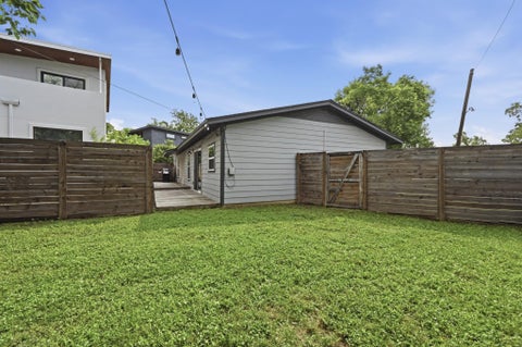 Tiny photo for 1406 Camelot CIR #1, Austin, TX 78745 (MLS # 2426892)