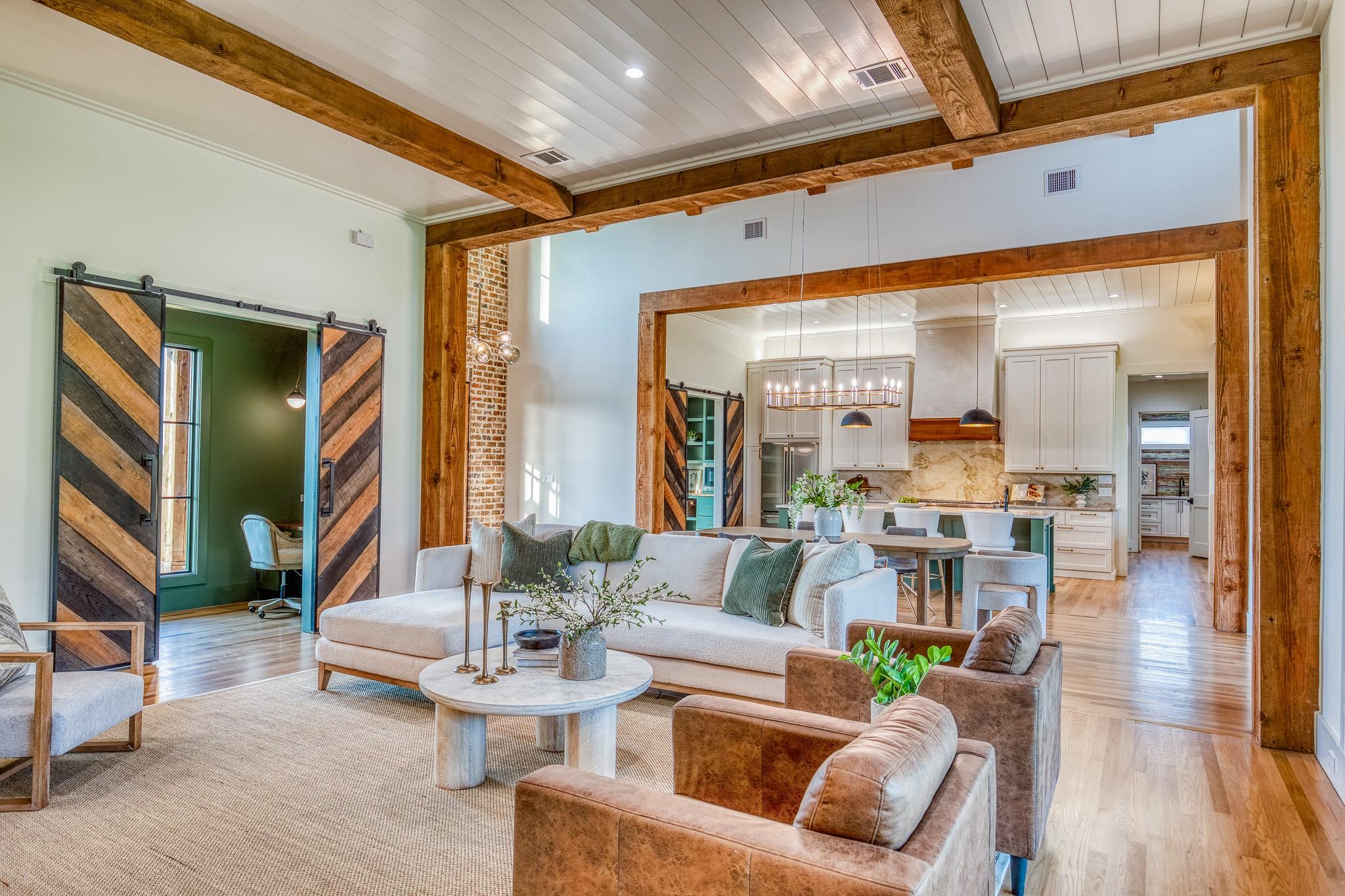 104 Hartfield Hill LN