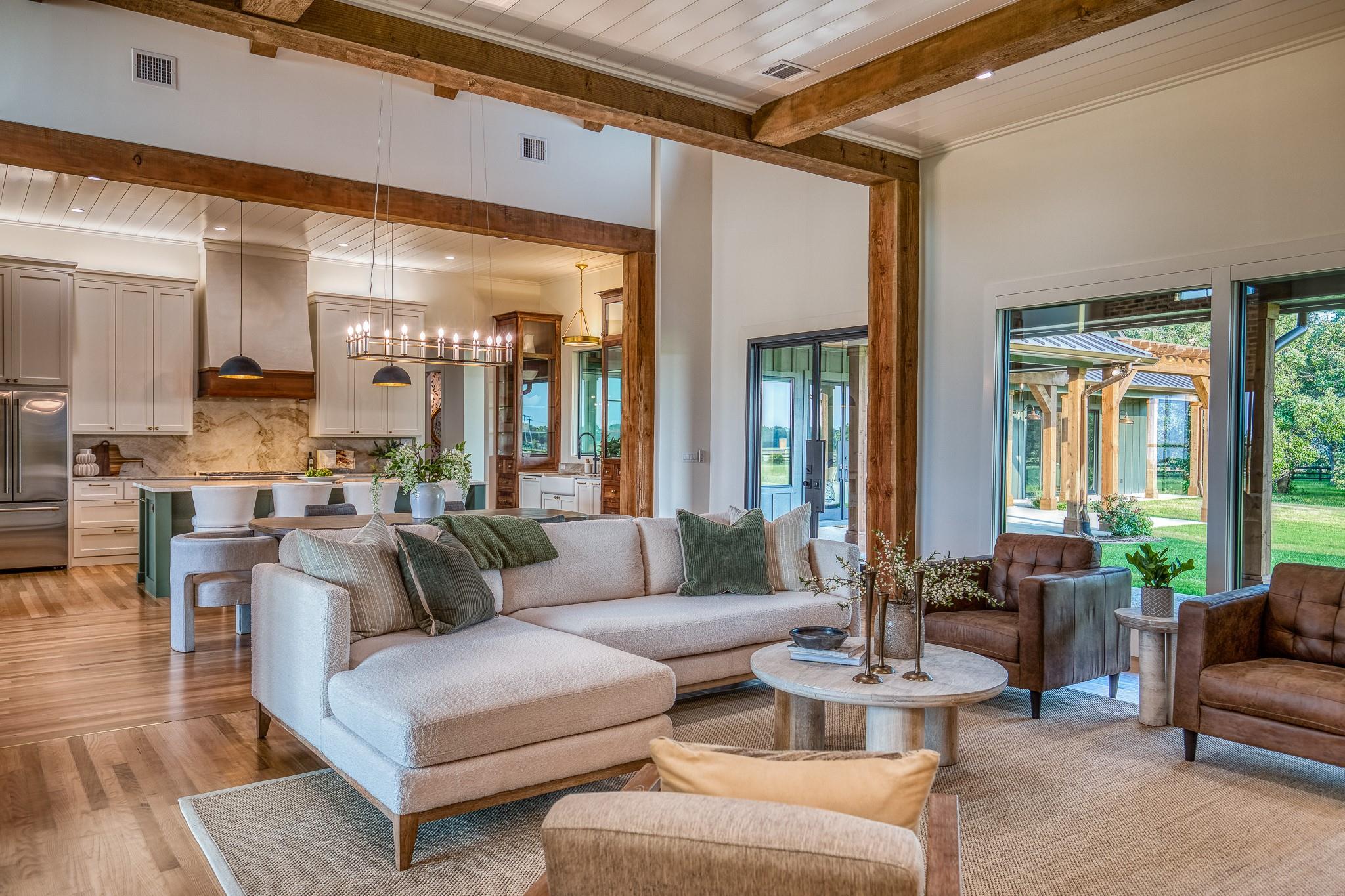 104 Hartfield Hill LN