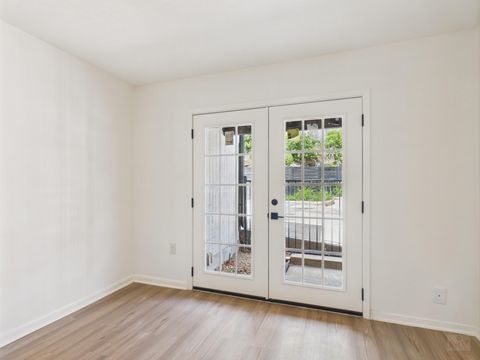 Tiny photo for 6108 Shadow Valley DR #B, Austin, TX 78731 (MLS # 8488525)