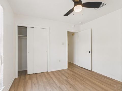 Tiny photo for 6108 Shadow Valley DR #B, Austin, TX 78731 (MLS # 8488525)