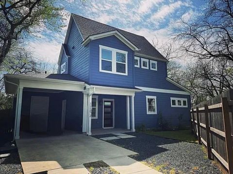 Photo of 1125 Saucedo ST #2, Austin, TX 78721 (MLS # 5007340)