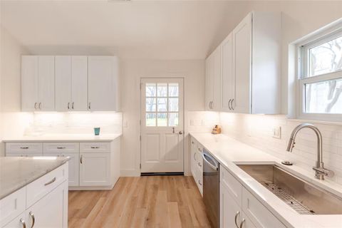 Tiny photo for 605 Wilmes DR #1, Austin, TX 78752 (MLS # 5451787)