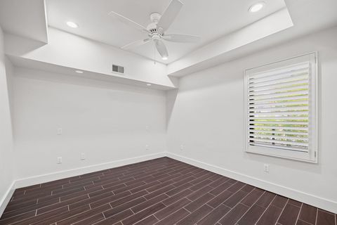 Tiny photo for 1603 Enfield RD #211, Austin, TX 78703 (MLS # 9923342)