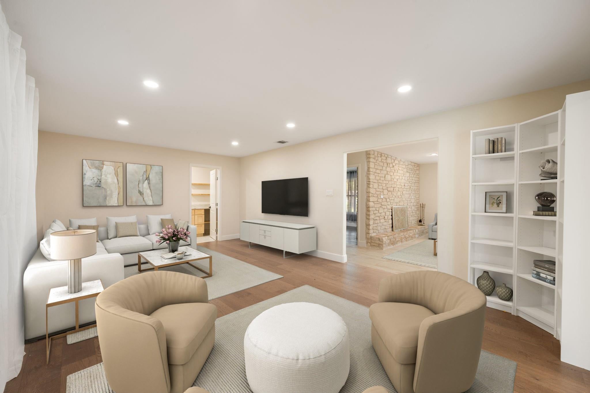 210 Waxwing DR