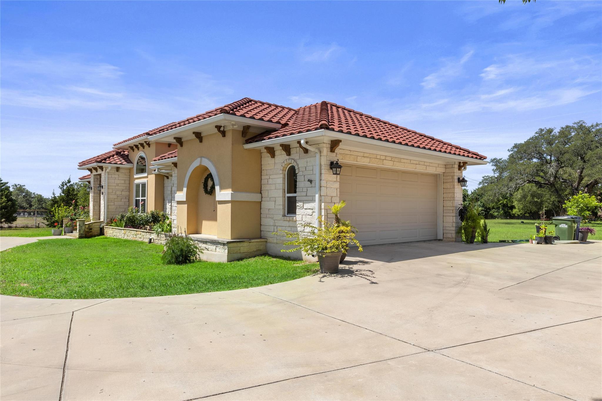 129 Lakewood TRL