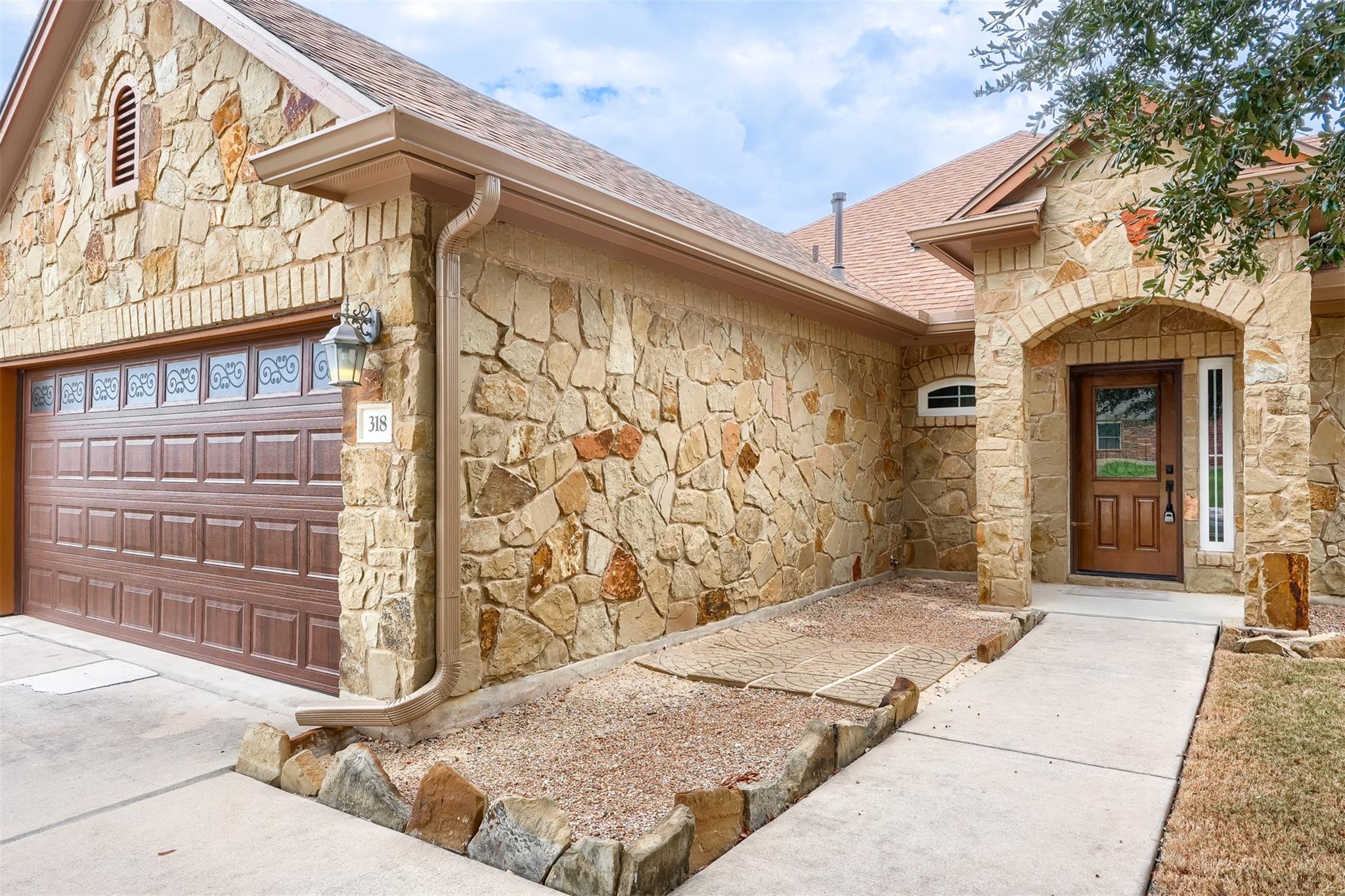 318 Blossom Valley STRM