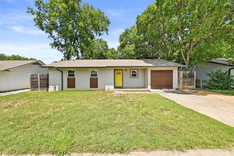 Photo of 9702 Oriole DR, Austin, TX 78753 (MLS # 6856707)