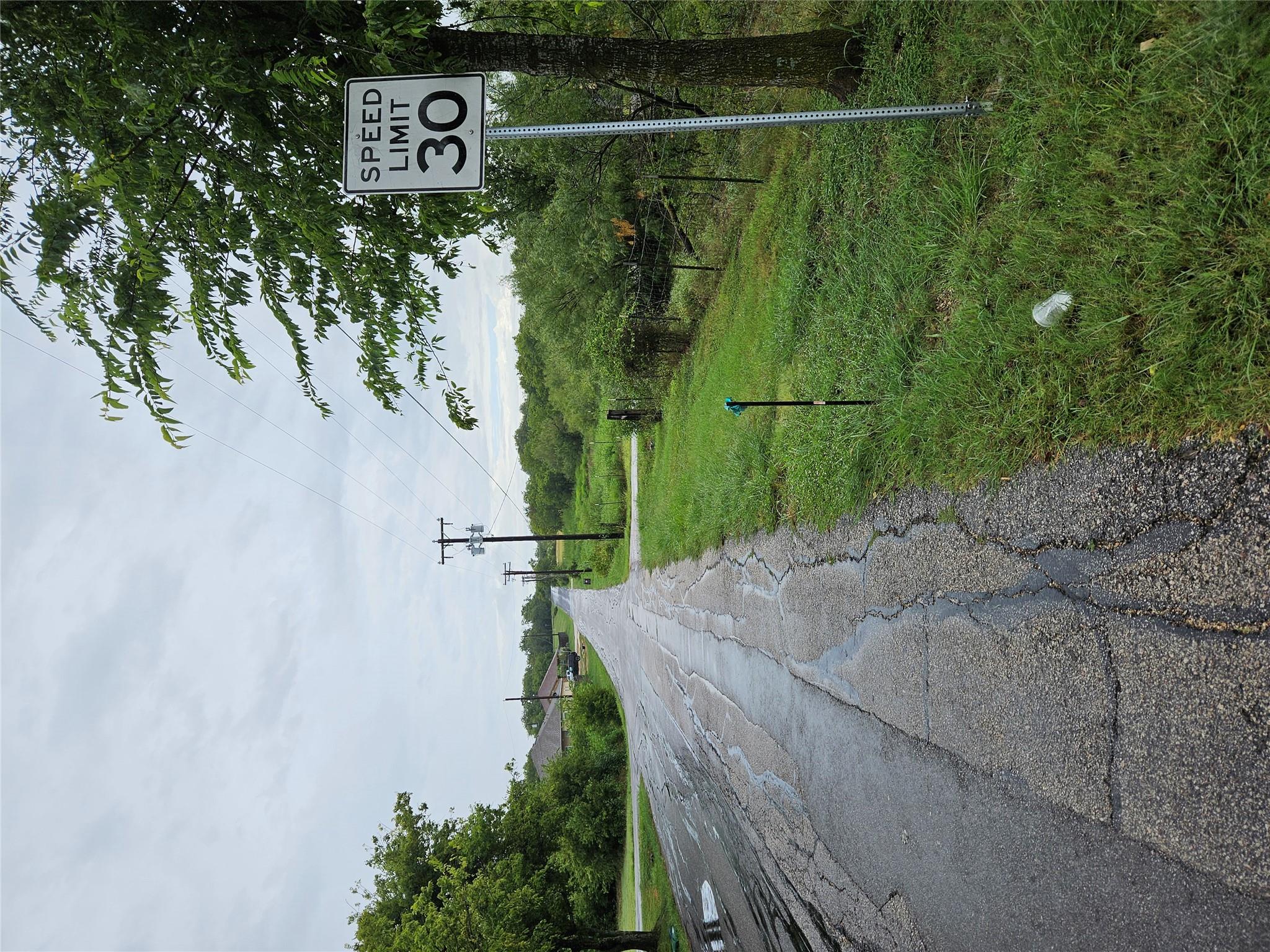 1051 N 1st St N 1st ST