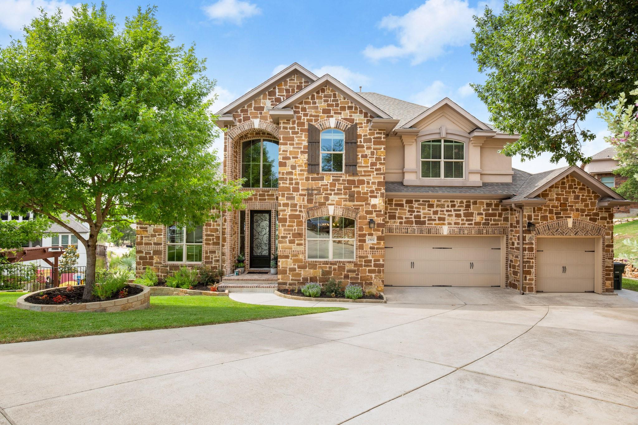2502 Highland TRL