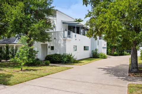 Tiny photo for 1708 Harvey ST #One, Austin, TX 78702 (MLS # 2497969)