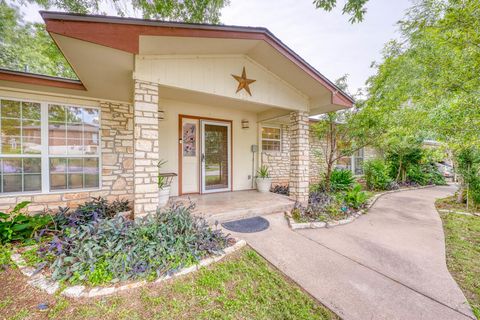 Photo of 301 6th ST, Marble Falls, TX 78654 (MLS # 6548913)