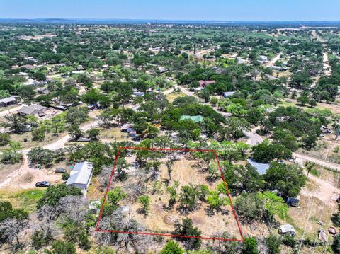 2805 Kingdom DR Marble Falls TX 78654
